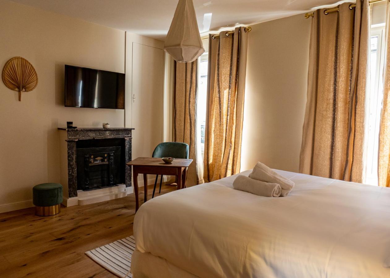 Les Nids Perches - Rue Sainte Croix Apartman Mortagne-au-Perche Kültér fotó