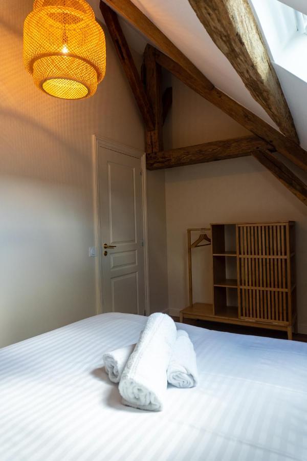 Les Nids Perches - Rue Sainte Croix Apartman Mortagne-au-Perche Kültér fotó