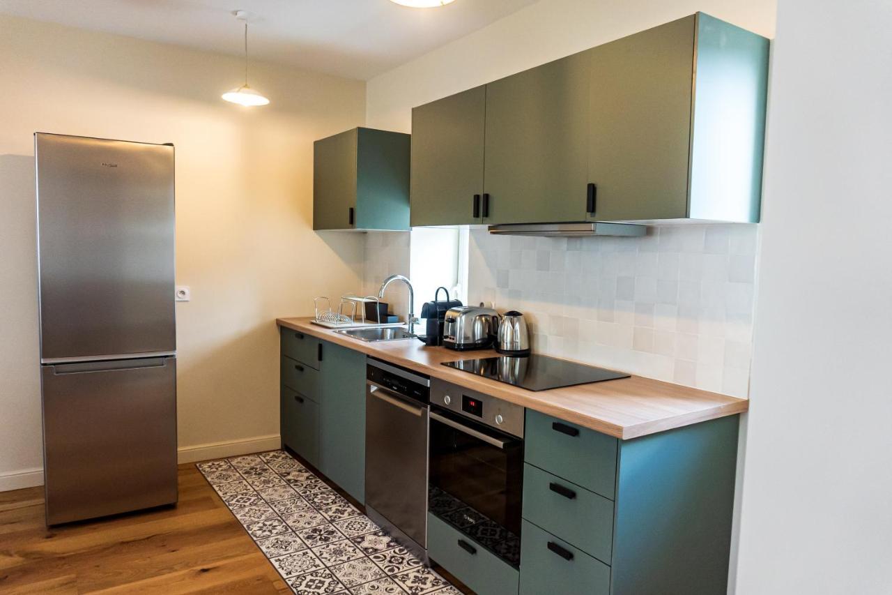 Les Nids Perches - Rue Sainte Croix Apartman Mortagne-au-Perche Kültér fotó