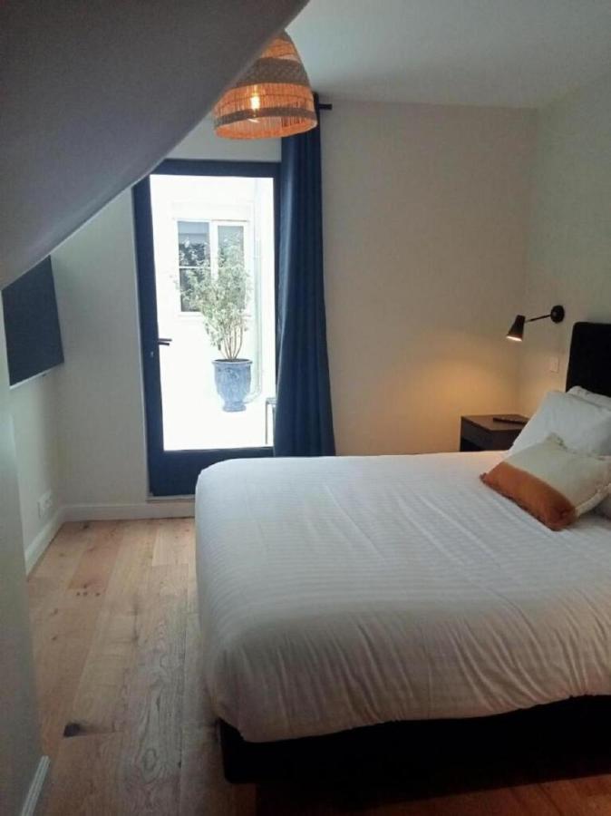 Les Nids Perches - Rue Sainte Croix Apartman Mortagne-au-Perche Kültér fotó